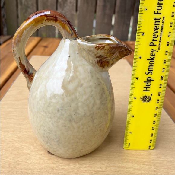 Vintage Studio Ceramic Pottery Leaf Pitcher 22 Oz - Picture 11 of 14